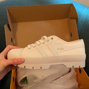 BRAND NEW GOLA SNEAKERS
